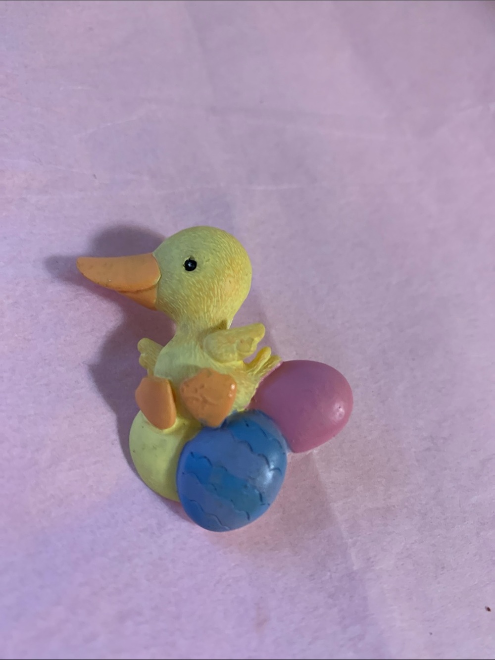 Yellow Duck Brooch with Pastel Eggs - Charming Women's Pin